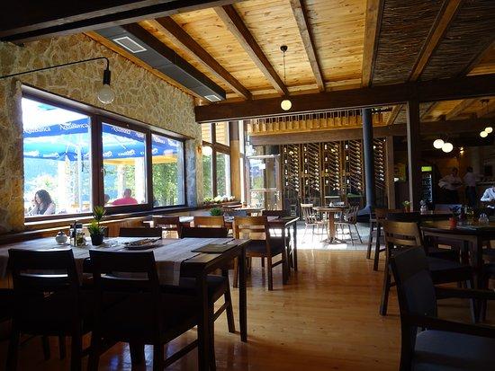 Nacionalni Restoran Crno Jezero